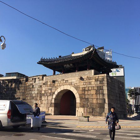 Gwanghuimun gate